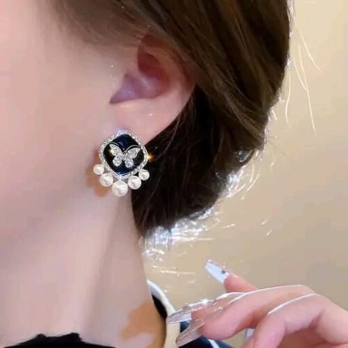 Butterfly Temperament Retro Earrings - Image 4