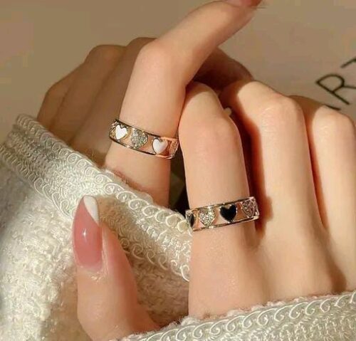 Trendy Heart Shaped Ring Set of 2