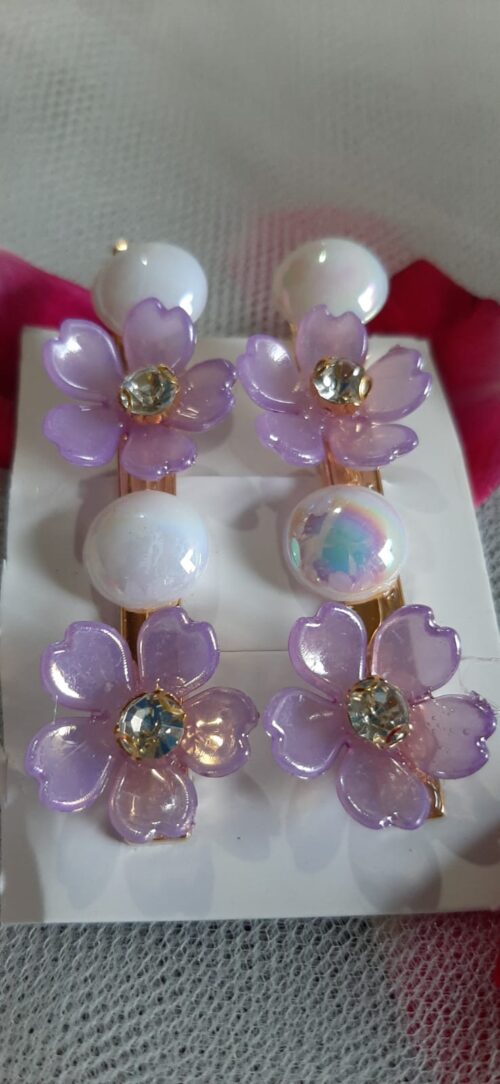 Pair of Flowers Styled Hair Pin 🌸 - Image 3