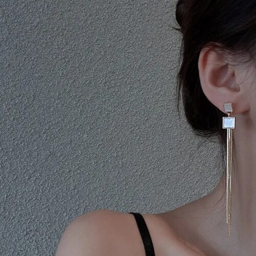 Retro Square Earrings - Image 4